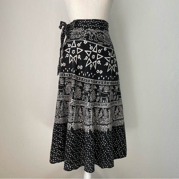 VINTAGE WOVEN COTTON PRINTED WRAP SKIRT PENTAGRAM PEACOCK PAISLEY DEER FLORAL - Picture 2 of 13